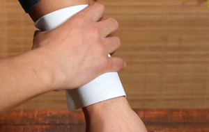 膏貼代加工對比自制的優勢